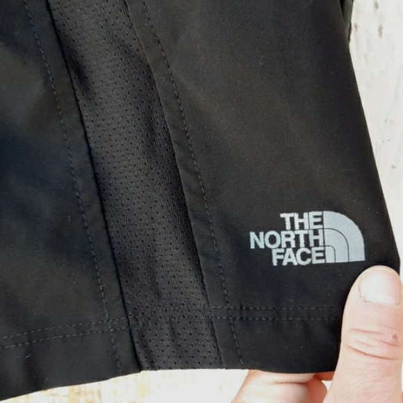 The north face apex flight series athletic workout hiking black shorts womens - Picture 2 of 9